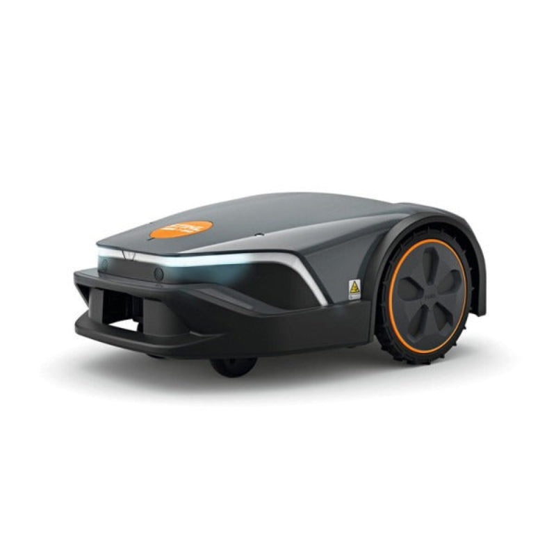 Robot tondeuse STIHL iMOW® 6 EVO jusqu'à 3000 m² avec station de charge