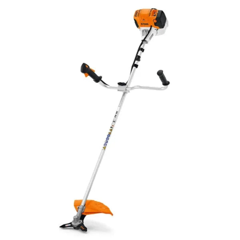 Débroussailleuse thermique STIHL FS 131 36,3 cm³ 1,4 kW avec harnais double et couteau taillis 250-3